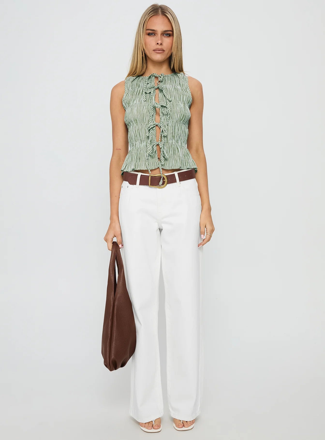Serenitia Mid Rise Relaxed Jeans White Wash