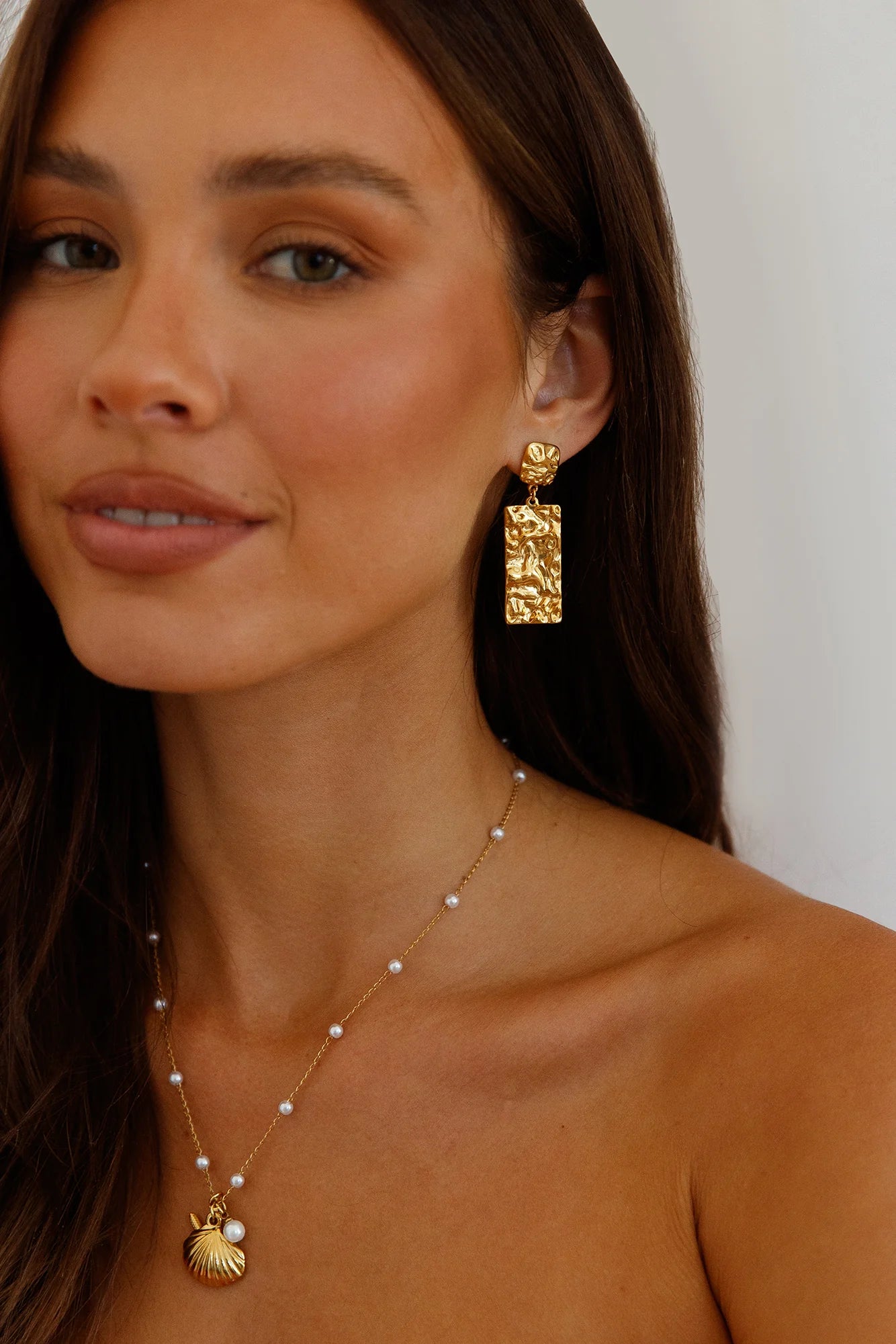 18K Gold Plated Vintage Charm Earrings Gold