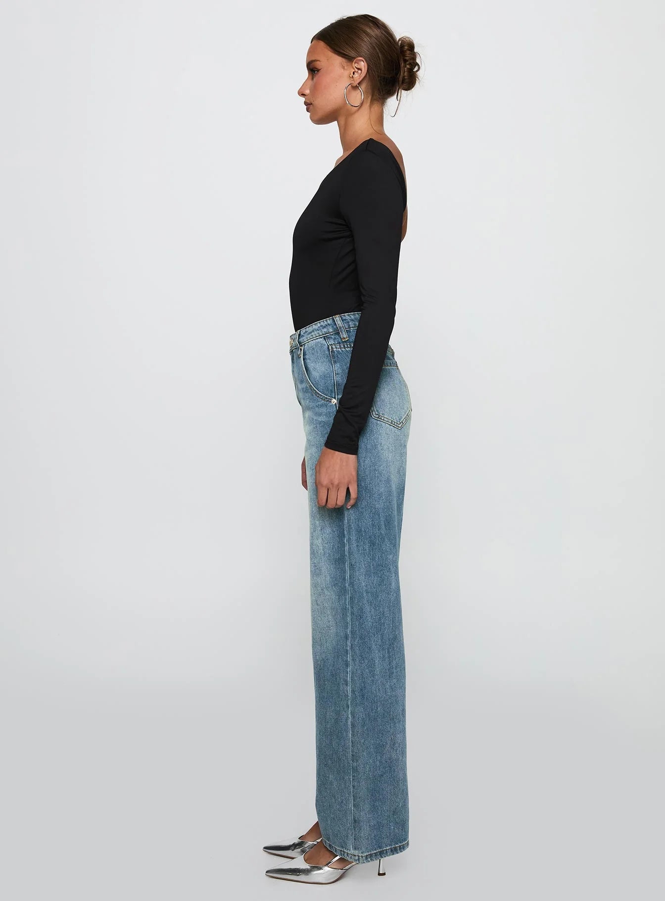 Sacramento Straight Leg Jeans Mid Blue Denim